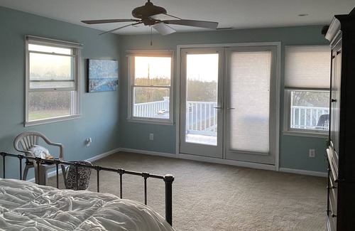 North Cape May House | Spectacular Delaware Bay views 2 blocks from the beach!