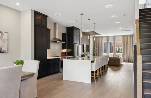 Madison House | Stunning 4 Bedroom/4.5 Bath Home w/Rooftop Deck!