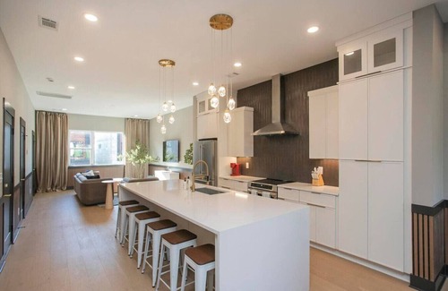 Madison House | Stunning 4 Bedroom/4.5 Bath Home w/Rooftop Deck!