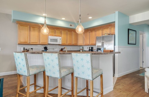 Chincoteague House | Sunset Bay Villa 206 - Waterfront; Shared pool!