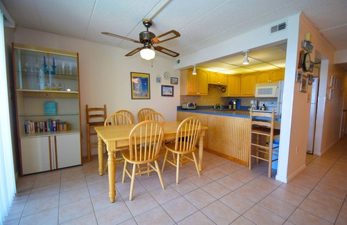 Midtown Ocean City Condo | Thunder Island 80B-Baywater 39th St, Free WiFi, Pool, Elev, W/D, AC