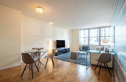 Hoboken Apartment | Upscale One Bedroom in Hoboken with View of NYC