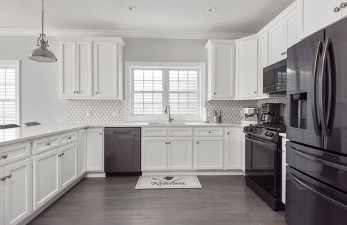Seaside Heights House | Walking Distance to Beach & Bay - STEALS & DEALS for Last Few Weeks of Summer
