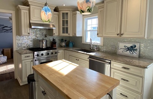 Point Pleasant House | Waterfront family oasis