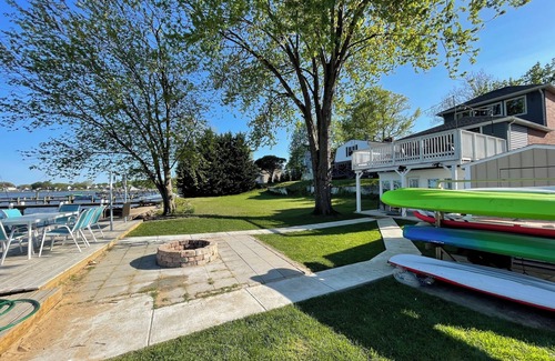 Magnolia House | Waterfront Retreat with Private Beach and Amazing View on Chesapeake Bay
