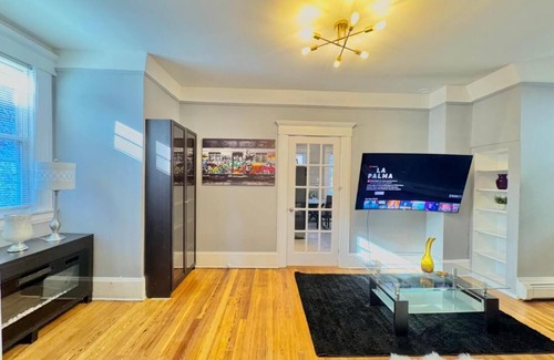 Weehawken Apartment | Waterfront NYC skyline views