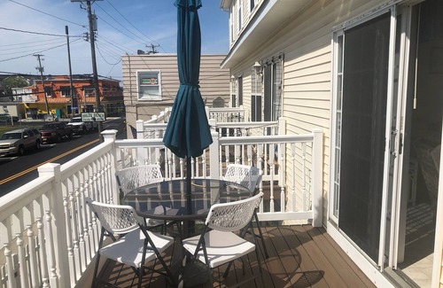 Wildwood House | Wildwood Townhome with Key West Flair 1600 sq ft