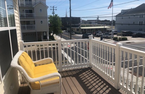 Wildwood House | Wildwood Townhome with Key West Flair 1600 sq ft
