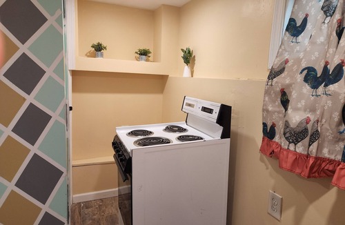 Weequahic Apartment | 1-bedroom Apt in the heart of Newark,just minutes from NYC&Newark Airport