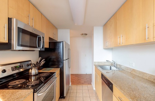Downtown Jersey City Apartment | 1 Bedroom in Jersey City with Luxury Amenities
