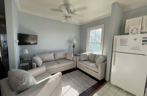 Cape May Apartment | 1 Block from Cape May Beach & walking distance to center of town- 3rd Floor Unit