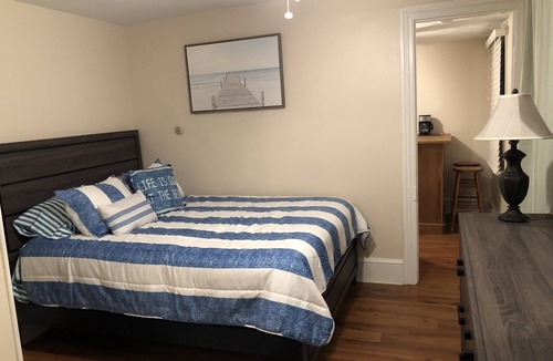 Ocean Grove Apartment | 1-Block to Beach - 1 Bdrm, 1st flr unit in historic Victorian home of OceanGrove