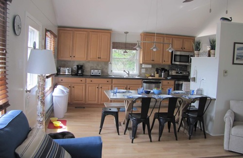 Point Pleasant - Toms River House | 1 Block to Beach. Game room!