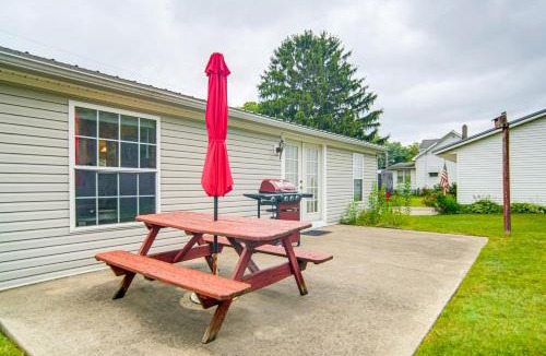 Erie House | 1 Mi to Lake Access Erie Home with Private Backyard