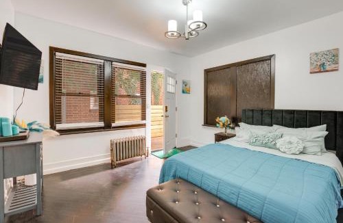 Weequahic Apartment | 1 Mi to Train Station Quiet Apartment in Newark