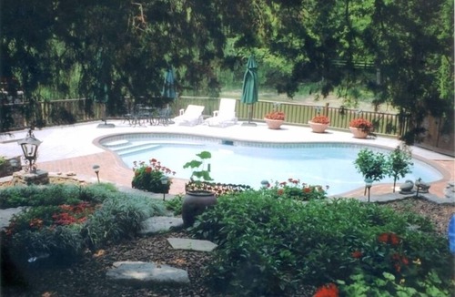 Whites Creek Cabin | 100 Acres-Wildlife Galore! Convenient to Nashville & Opryland
