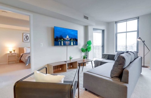 Aurora Highlands Apartment | 100 m² Apartment ∙ 2 bedrooms ∙ 5 guests