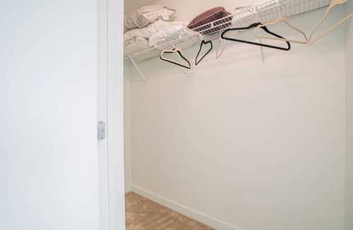 Canton Apartment | 102 m² Apartment ∙ 2 bedrooms ∙ 5 guests