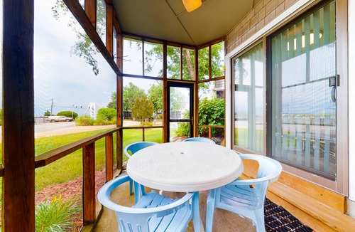 Fenwick Island Condo | 102 m² Condo ∙ 3 bedrooms ∙ 6 guests