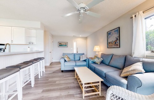Fenwick Island Condo | 102 m² Condo ∙ 3 bedrooms ∙ 6 guests
