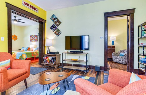 Fountain Square House | 102 m² House ∙ 2 bedrooms ∙ 4 guests