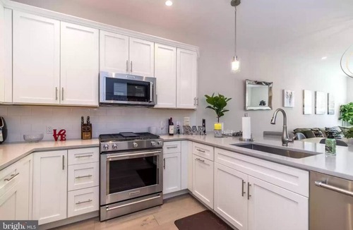 King of Prussia Condo | 103 m² Condo ∙ 1 bedroom ∙ 3 guests