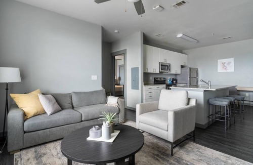 University District Apartment | 105 m² Apartment ∙ 3 bedrooms ∙ 6 guests