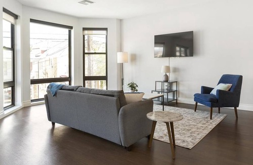 Little Italy Apartment | 107 m² Apartment ∙ 2 bedrooms ∙ 4 guests