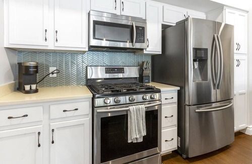 Little Italy Apartment | 107 m² Apartment ∙ 1 bedroom ∙ 2 guests