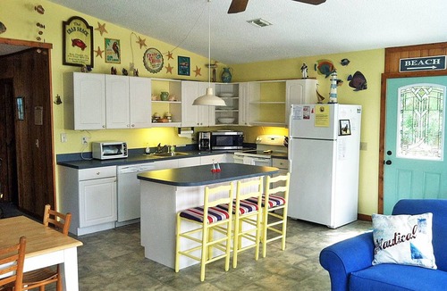 Sea Acres House | 107 m² House ∙ 3 bedrooms ∙ 7 guests