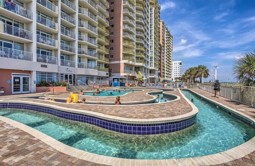 Crescent Beach Apartment | 111 m² Apartment ∙ 3 bedrooms ∙ 10 guests