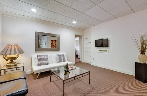 West Dallas Apartment | 111 m² Apartment ∙ 1 bedroom ∙ 2 guests