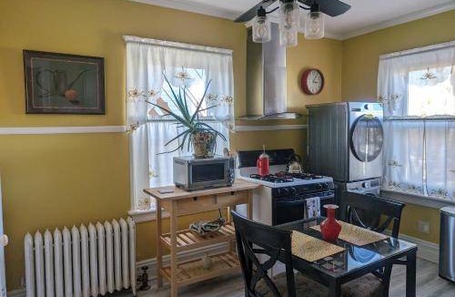 Montclair Apartment | 111 m² Apartment ∙ 2 bedrooms ∙ 4 guests