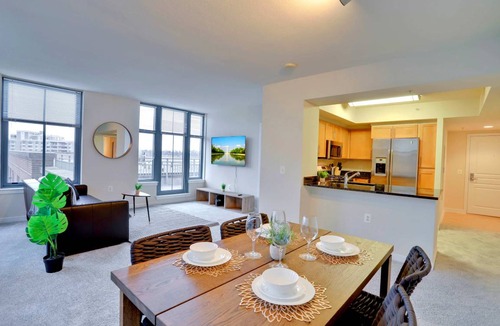 Aurora Highlands Apartment | 121 m² Apartment ∙ 2 bedrooms ∙ 5 guests