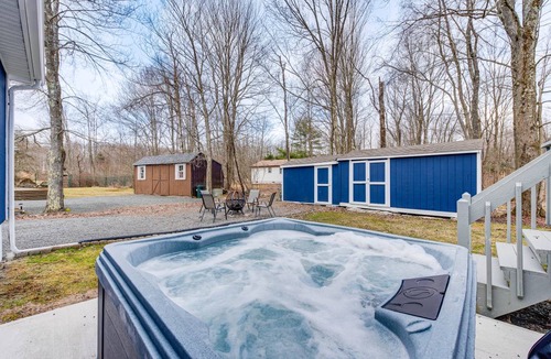Pocono Lake House | 127 m² House ∙ 3 bedrooms ∙ 10 guests