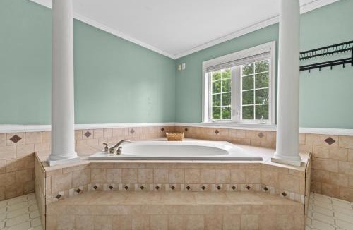 Augusta House | 13-Acre Private Estate, Private Lake, Private Golf Range, Private Forest & Hiking Trails