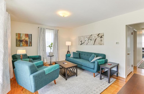 Middle River House | 13 Mi to Downtown Baltimore Quiet Home with Porch