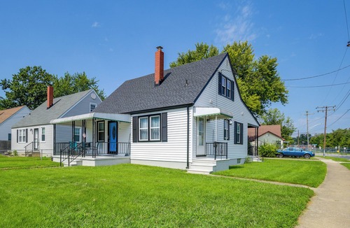 Middle River House | 13 Mi to Downtown Baltimore: Quiet Home w/Porch