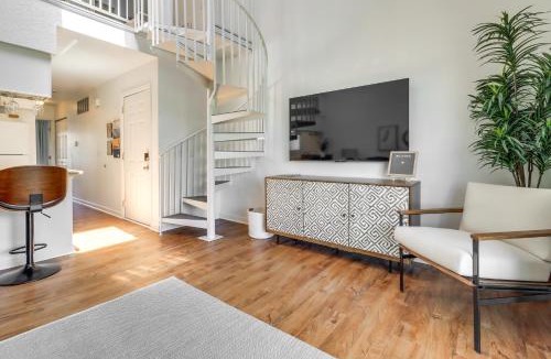 Oak Harbor Apartment | 13 Mi to Port Clinton Lake Erie Getaway with Dock
