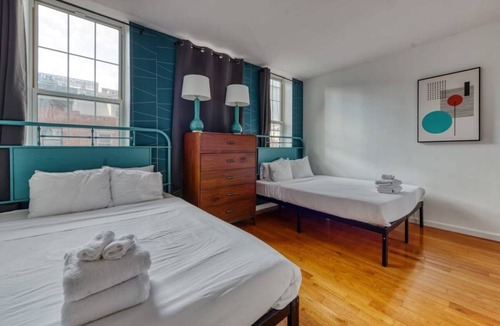 Chinatown Apartment | 130 m² Apartment ∙ 3 bedrooms ∙ 8 guests