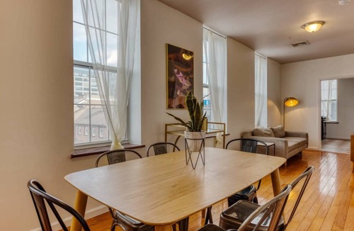Chinatown Apartment | 130 m² Apartment ∙ 3 bedrooms ∙ 8 guests