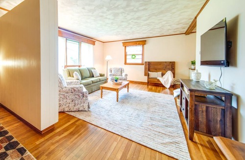 Mayville House | 130 m² House ∙ 2 bedrooms ∙ 4 guests