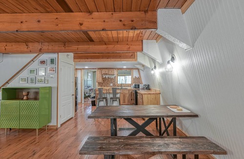 Crellin Cabin | 131 m² Cabin ∙ 2 bedrooms ∙ 9 guests