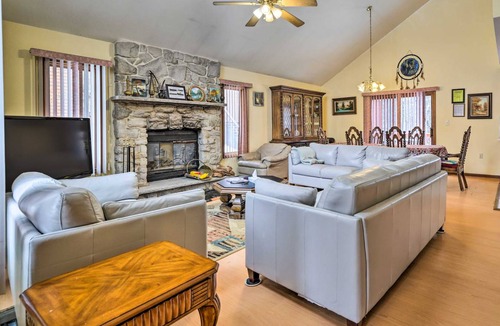 Pocono Mountain Lake House | 135 m² House ∙ 3 bedrooms ∙ 6 guests