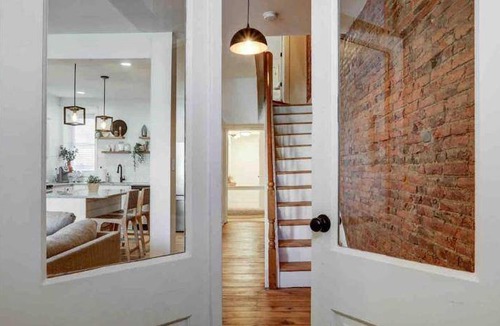 Historic Downtown Lancaster House | 139 m² House ∙ 3 bedrooms ∙ 6 guests