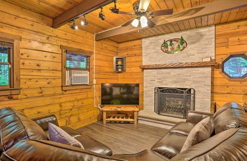 Locust Lake Village House | 139 m² House ∙ 2 bedrooms ∙ 6 guests
