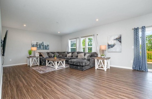 Otterbien Home House | 1392 Soaring Way Brand new construction in well-kept HOA community