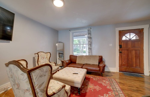 Wilkinsburg House | 143 m² House ∙ 3 bedrooms ∙ 6 guests