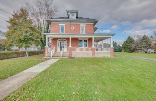 Rohrerstown Apartment | 15 Mi to Amish Village Cozy Lancaster Apt!