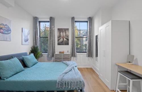 Hoboken Apartment | 15 Minutes to NYC - A Fun & Colorful Getaway